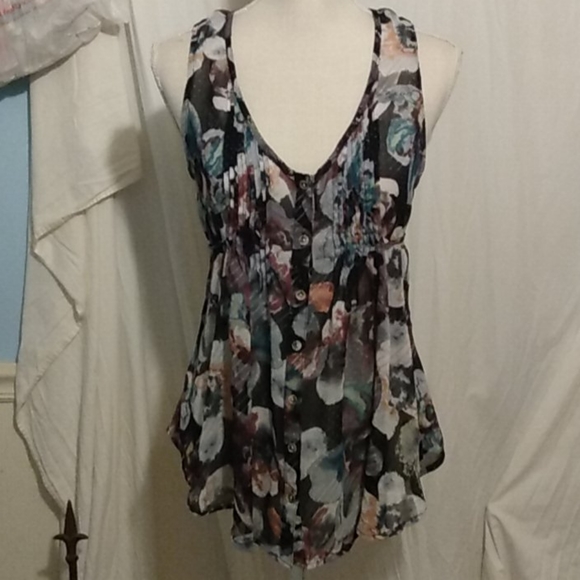 American Rag Tops - 🔴 6/$15 American rag tank